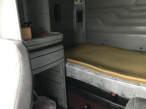 Freightliner COLUMBIA 120