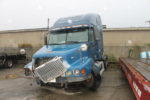 FREIGHTLINER CENTURY CLASS 120