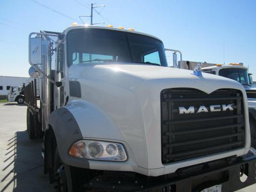 Mack GU500