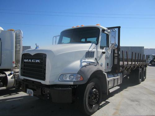 Mack GU500