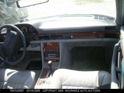 MERCEDES-BENZ MERCEDES 300D