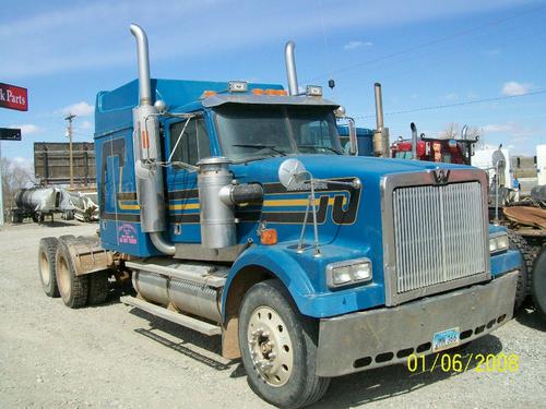 WESTERN STAR 4900