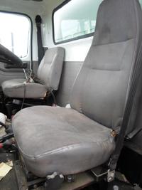 Seat, Front INTERNATIONAL 4700 / 4900 / 8100 / 8200