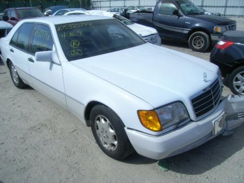 MERCEDES-BENZ MERCEDES 300E