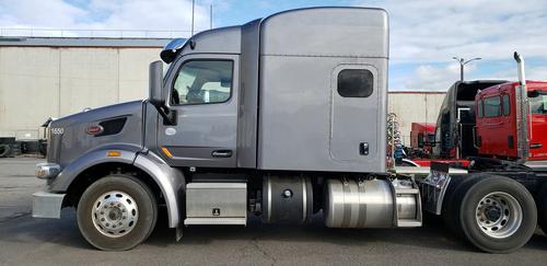 PETERBILT 567