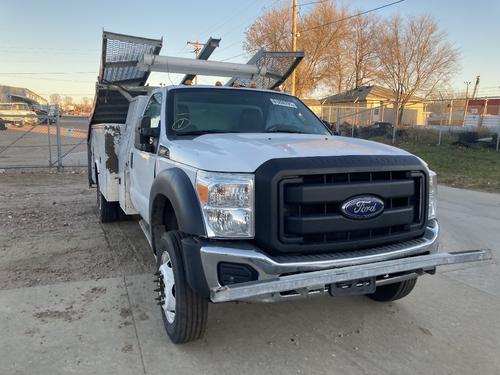 Ford F550 SUPER DUTY