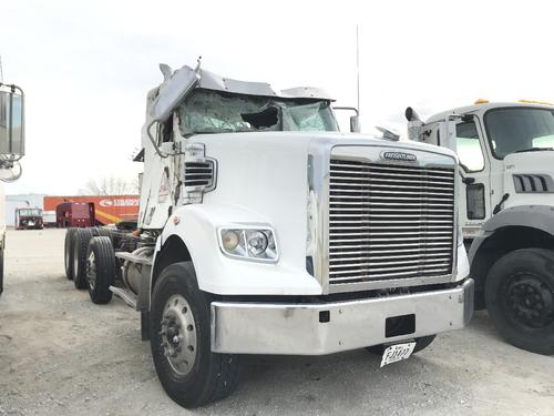 Freightliner 122SD