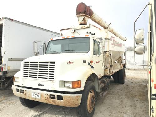 International 4900