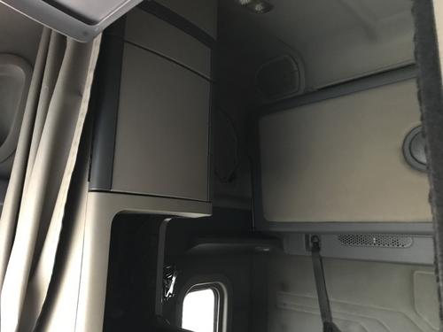 Freightliner CASCADIA