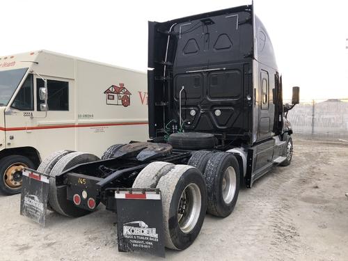 Freightliner CASCADIA