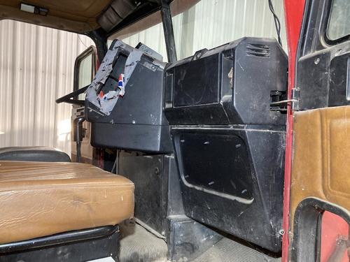 Freightliner FLD112SD