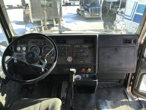 Kenworth T600