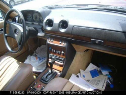 MERCEDES-BENZ MERCEDES 300D