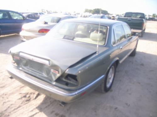 JAGUAR XJ6