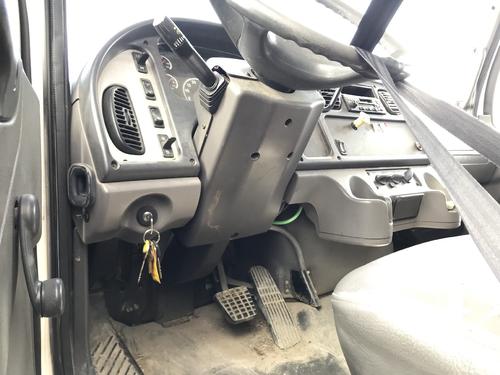 Freightliner M2 106