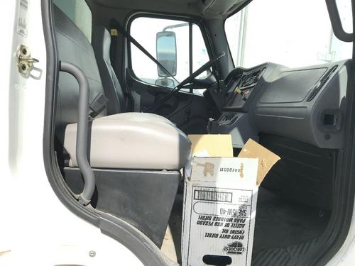Freightliner M2 106