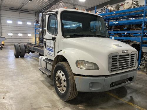 Freightliner M2 106