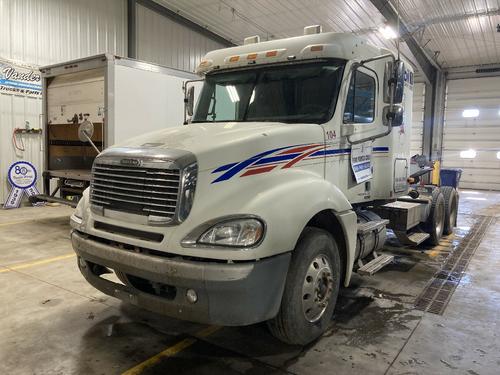 Freightliner COLUMBIA 120