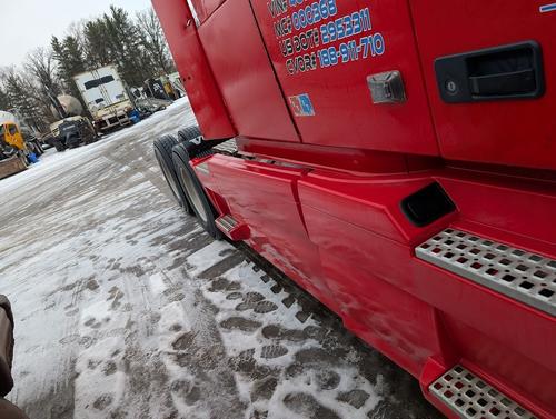 VOLVO VNL