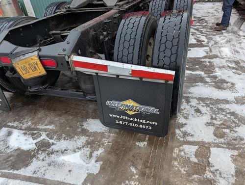 VOLVO VNL