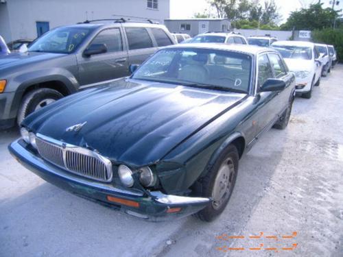 JAGUAR XJ6