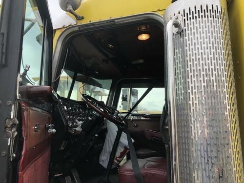 Peterbilt 379