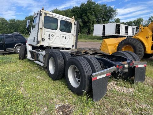 FREIGHTLINER CASCADIA 125