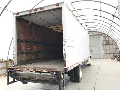 Freightliner M2 106