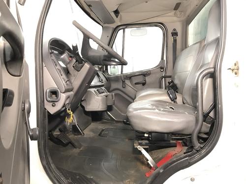 Freightliner M2 106