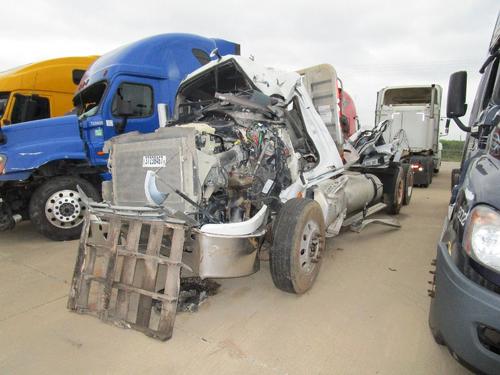 FREIGHTLINER CASCADIA 125