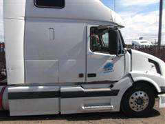 VOLVO VNL