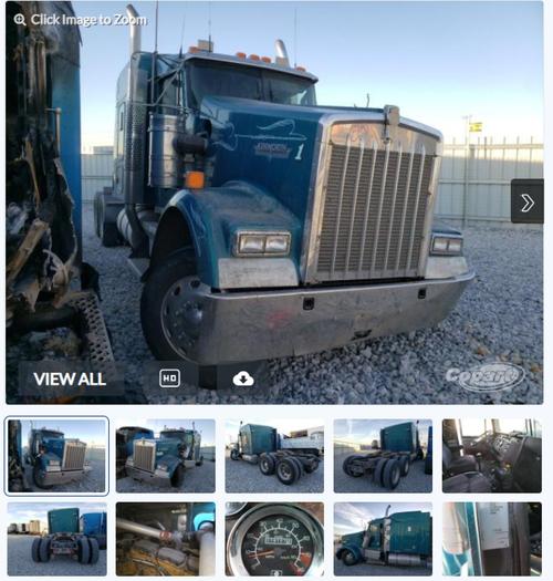 Kenworth W900L