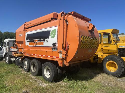 PETERBILT 320
