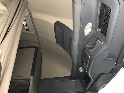 Freightliner CASCADIA