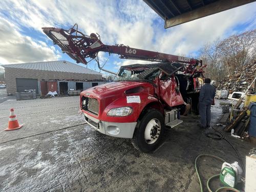 FREIGHTLINER M2 106 Medium Duty