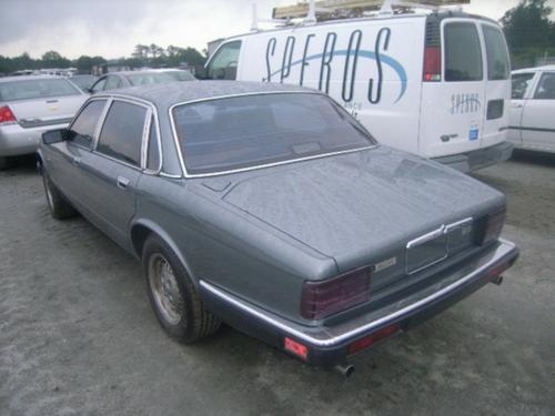 JAGUAR XJ6