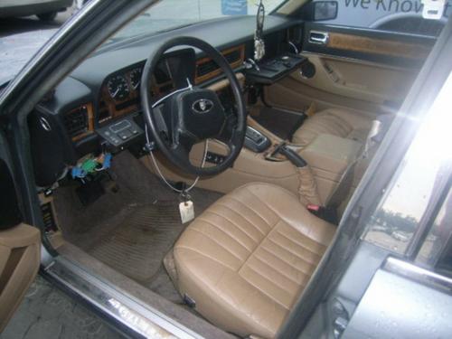 JAGUAR XJ6