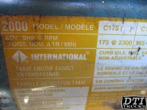 INTERNATIONAL T444E Front Cover
