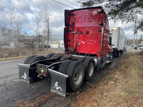 FREIGHTLINER CASCADIA 125