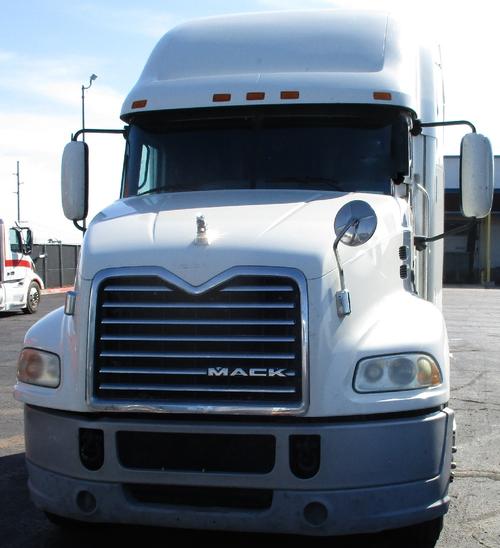 MACK CXU613