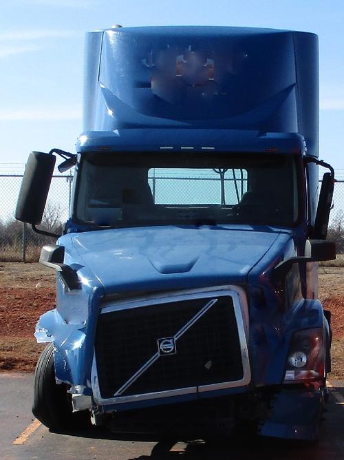 VOLVO VNL300