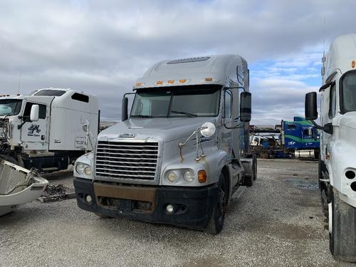 FREIGHTLINER CENTURY CLASS 120