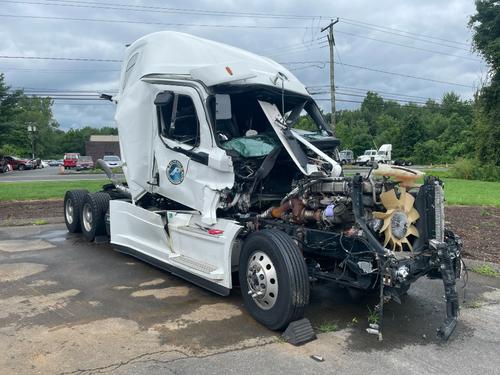 FREIGHTLINER CASCADIA