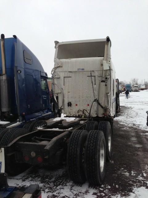 FREIGHTLINER CENTURY CLASS 12