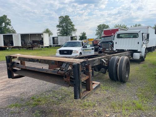 FREIGHTLINER M2 106 Medium Duty