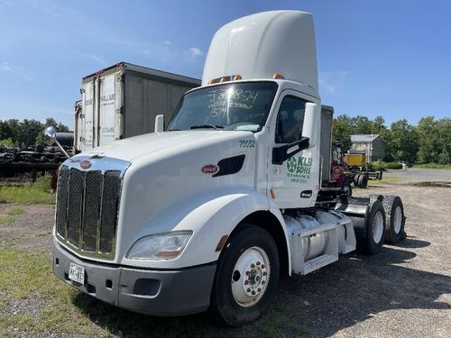 PETERBILT 579