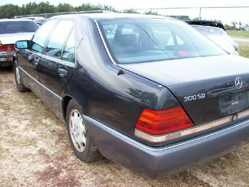 MERCEDES-BENZ MERCEDES 300D