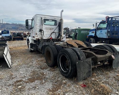 VOLVO VNM