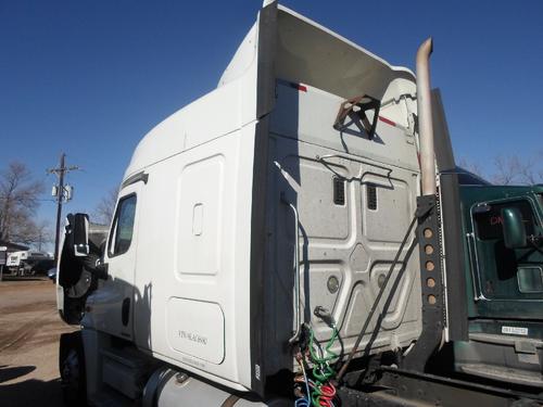 FREIGHTLINER CASCADIA