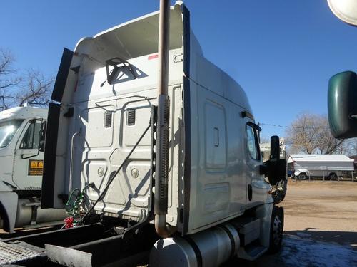 FREIGHTLINER CASCADIA